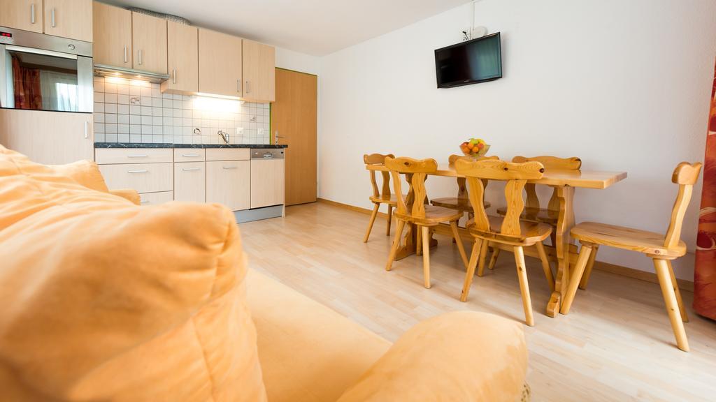 Apartments Atlas 사스그룬트 객실 사진